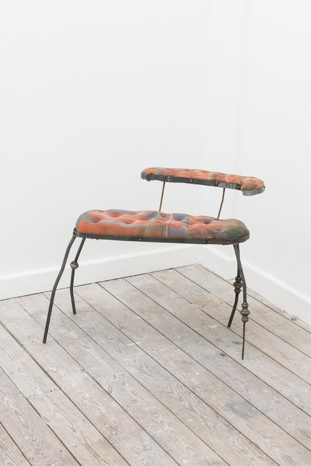 Ben Burgis and Ksenia Pedan. Musk Chaise, 2017. Metal, foam and painted fabric, 74 x 28 x 62 cm.