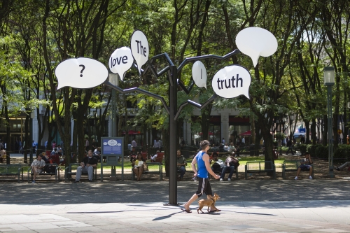 Hank Willis Thomas. The Truth is I Love You, 2015. Painted steel. Courtesy the artist and Jack Shainman Gallery. Photograph: James Ewing, Courtesy Public Art Fund, NY.